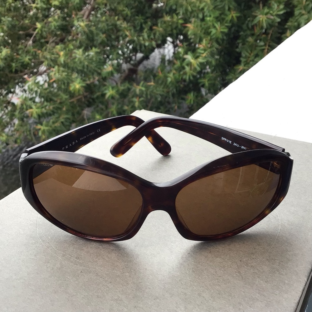 Prada Tortoise Sunglasses SPR 01E 2AU 3N1 Made in Italy - Picture 13 of 15
